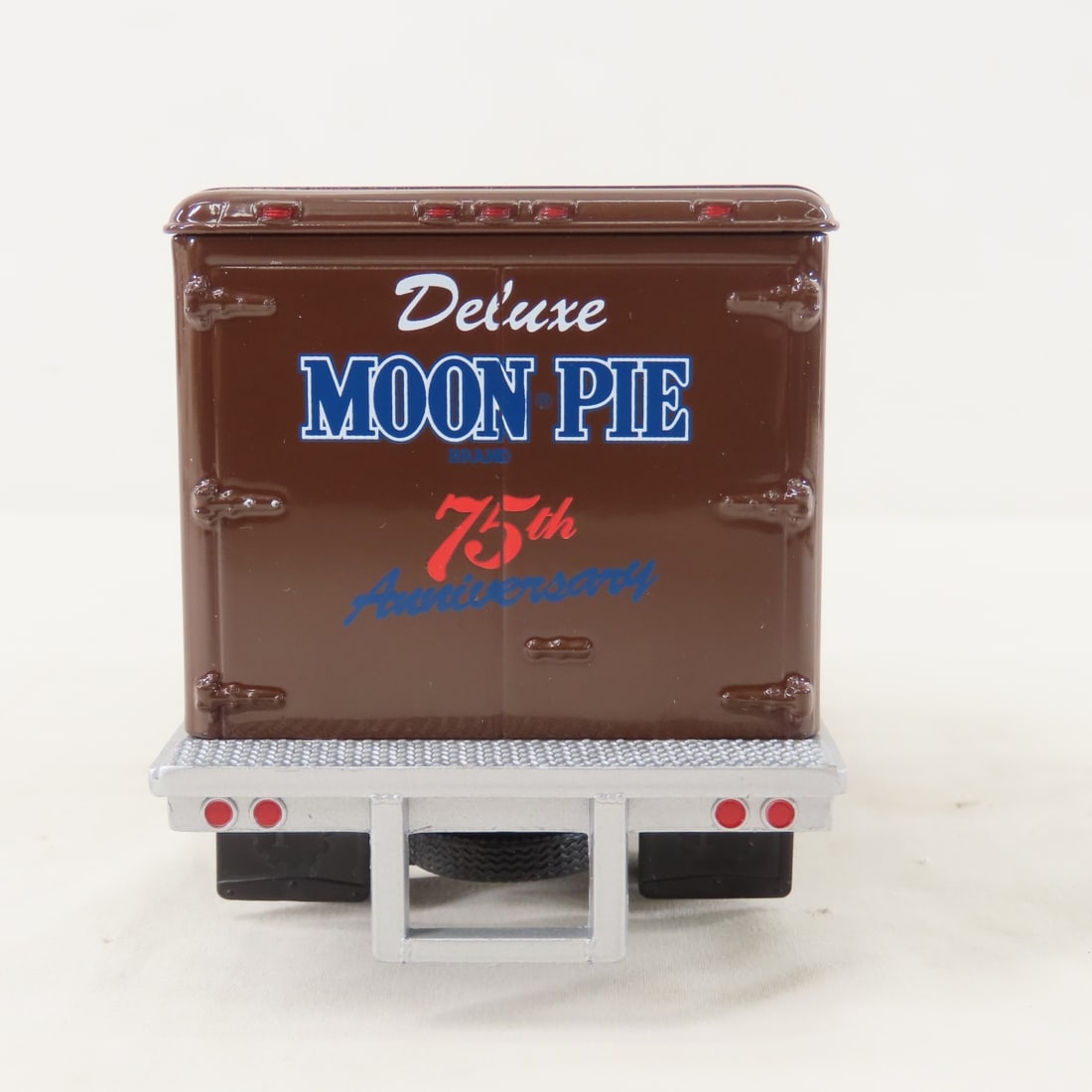 1st Gear 1:34 Moon Pie 1951 Ford F-6 Dry Goods Van - 4