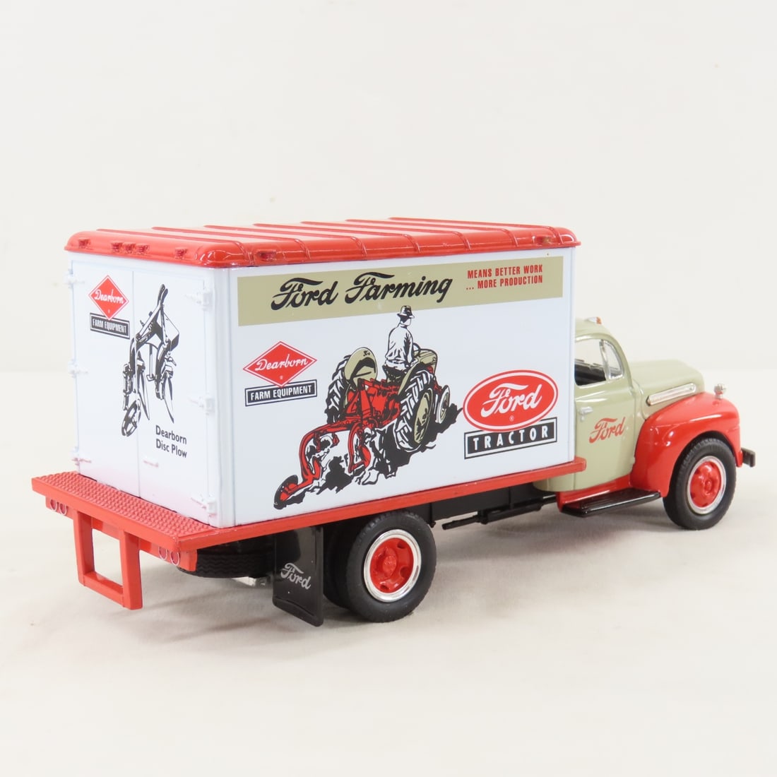 1st Gear 1:34 Dearborn 1951 Ford F-6 Dry Goods Van - 5