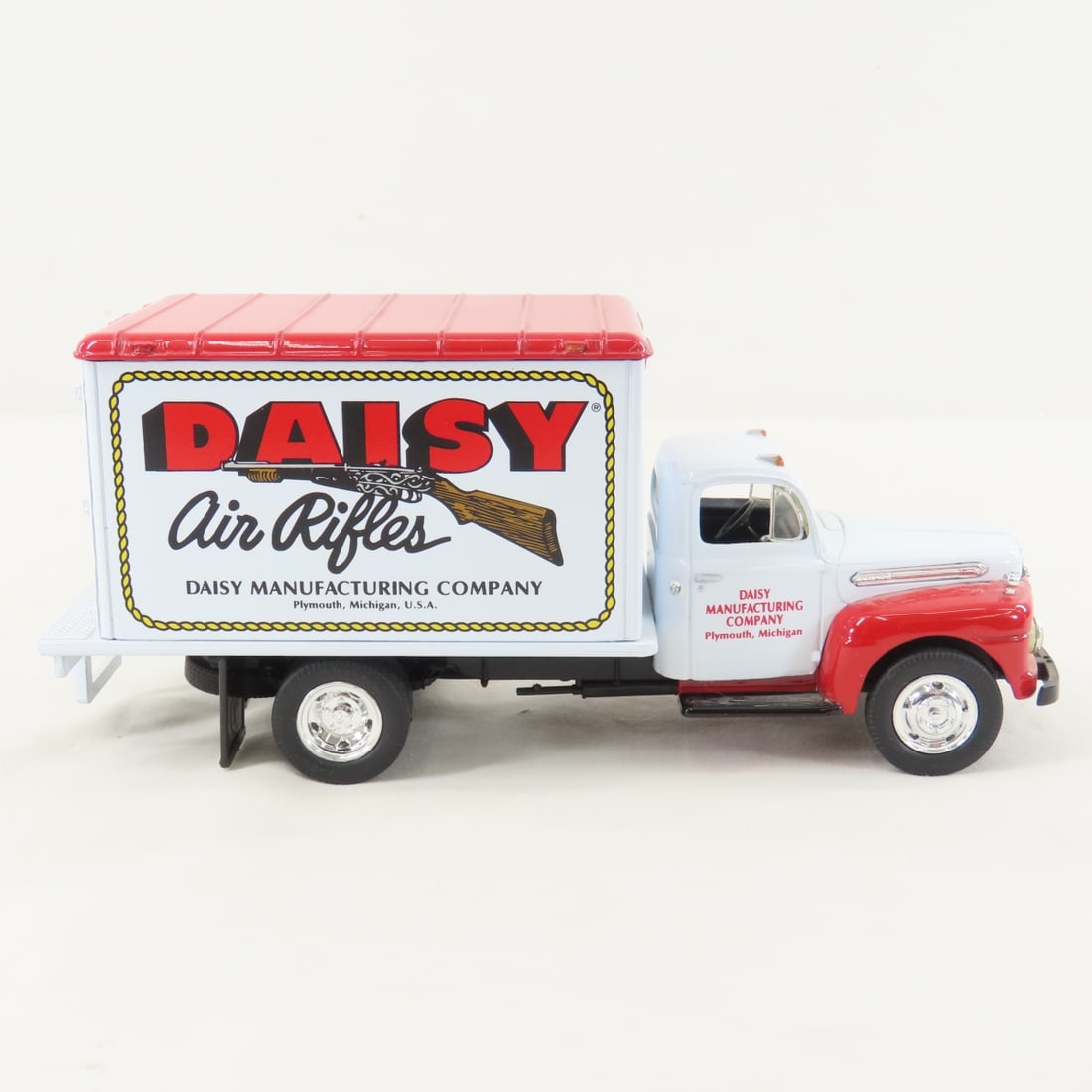 1st Gear 1:34 Daisy BB 1951 Ford F6 Dry Goods Van - 6