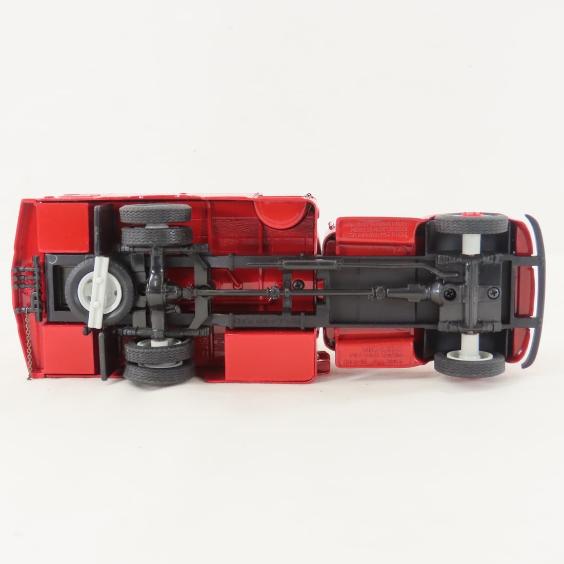 1st Gear 1:34 Red Crown 1951 Ford F6 Fuel Tanker - 10