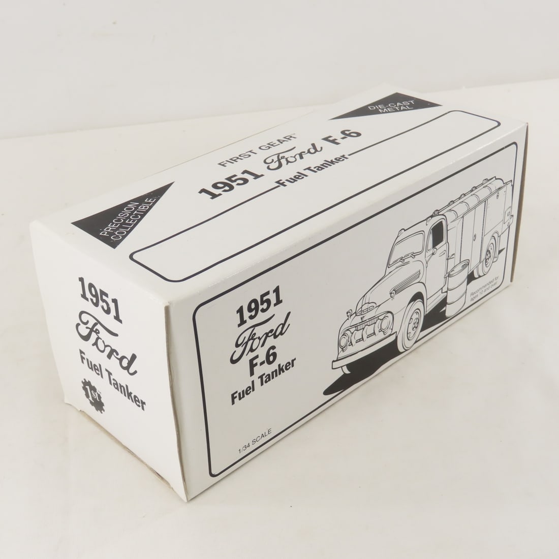 1st Gear 1:34 Red Crown 1951 Ford F6 Fuel Tanker - 14