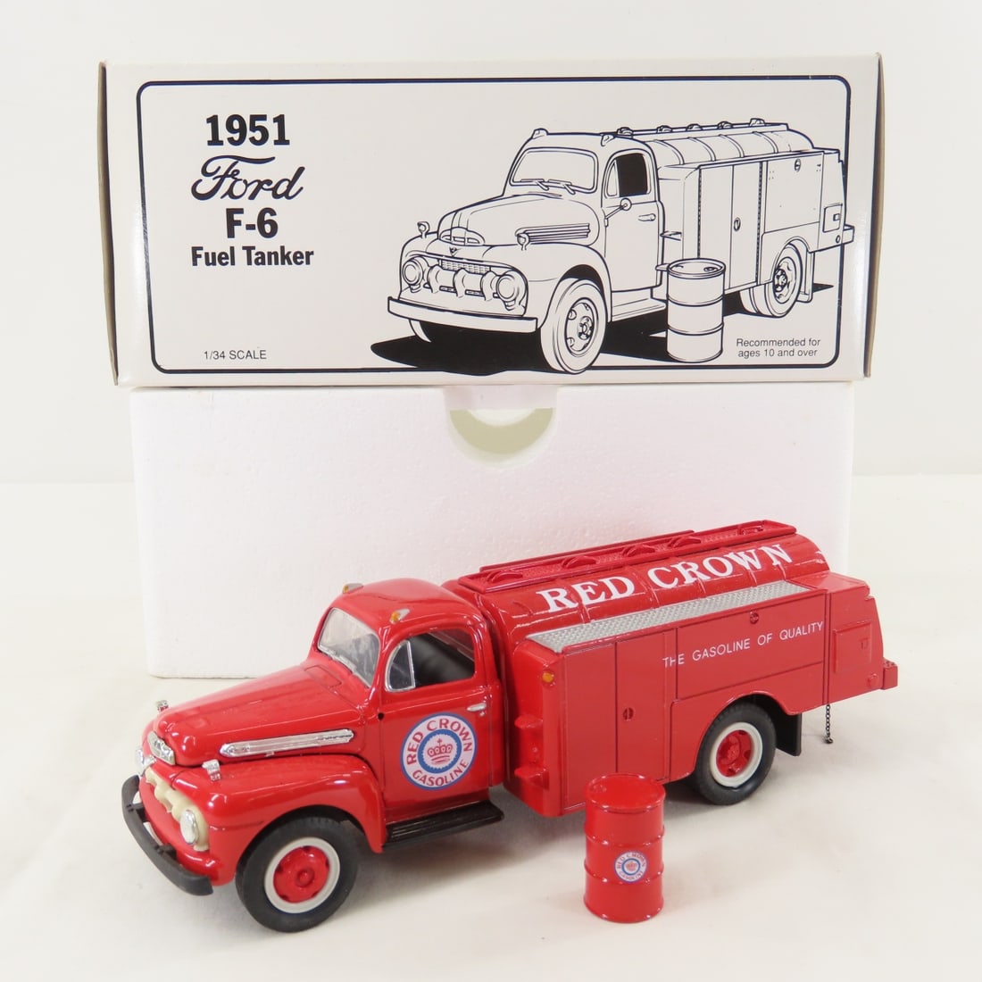 1st Gear 1:34 Red Crown 1951 Ford F6 Fuel Tanker: 1st Gear 1:34 Red Crown 1951 Ford F6 Fuel Tanker - Diecast Metal 19-1019. Has original shipping box. LOT SIZE: 9x4x4" 2 LBS All information and photos, which are part of the description, are intended