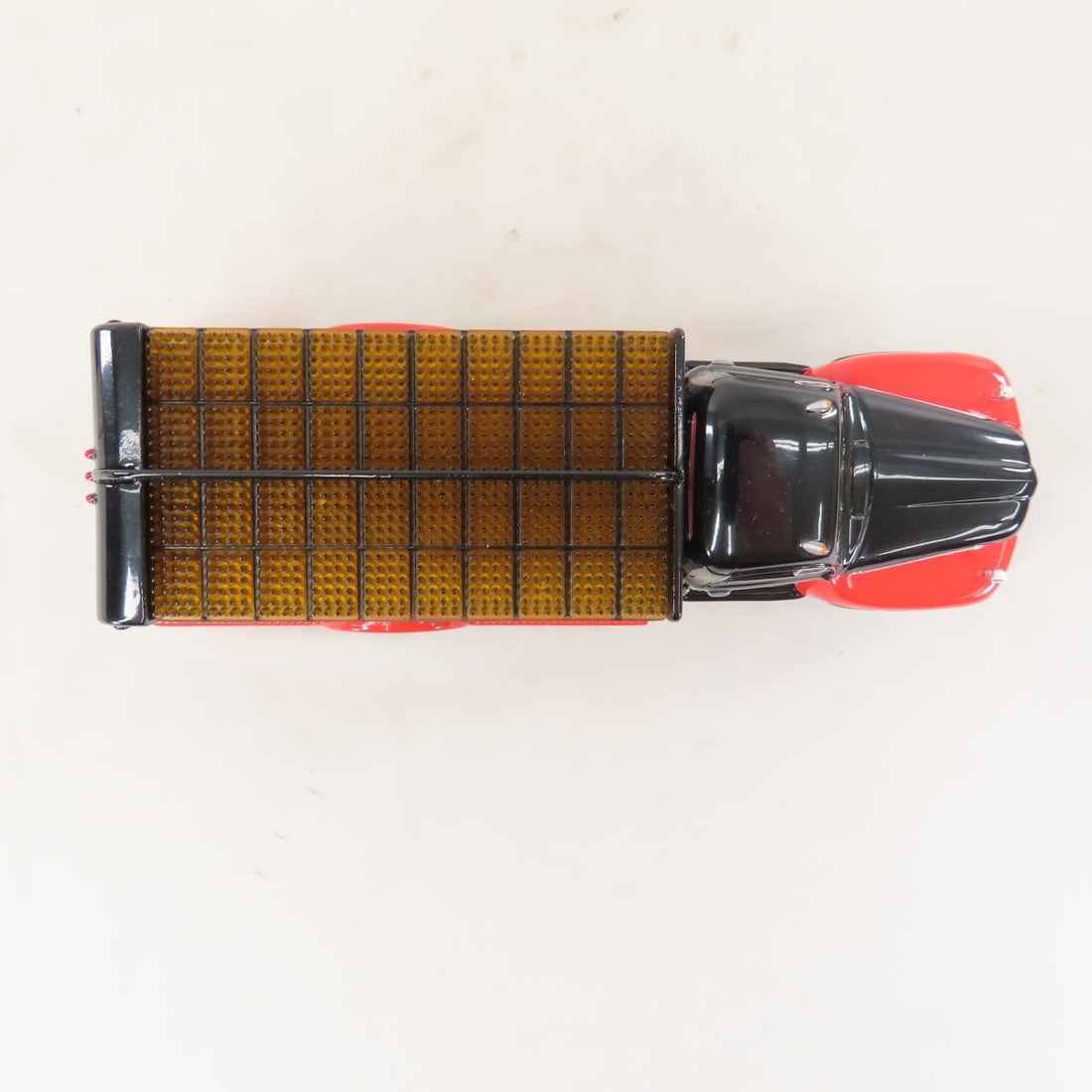 1st Gear 1:34 Nitro Cola Ford F6 Bottler's Truck - 9