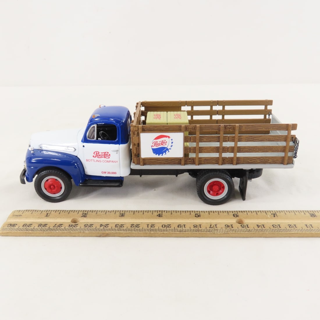 1st Gear 1:34 Pepsi Cola 1951 Ford F6 Stake Truck - 2