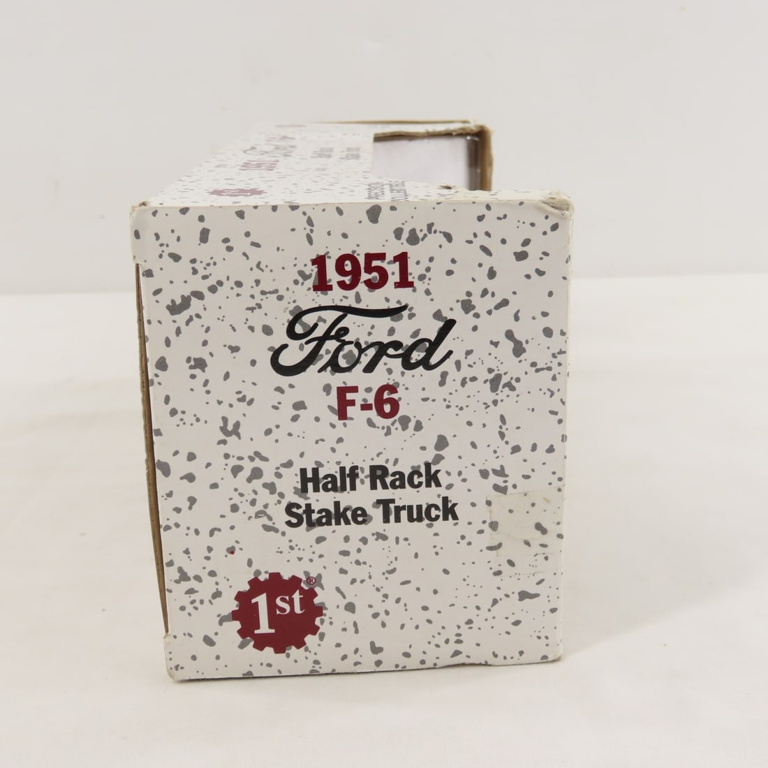 1st Gear 1:34 Orsheln Feeds Ford F6 Stake Truck - 3