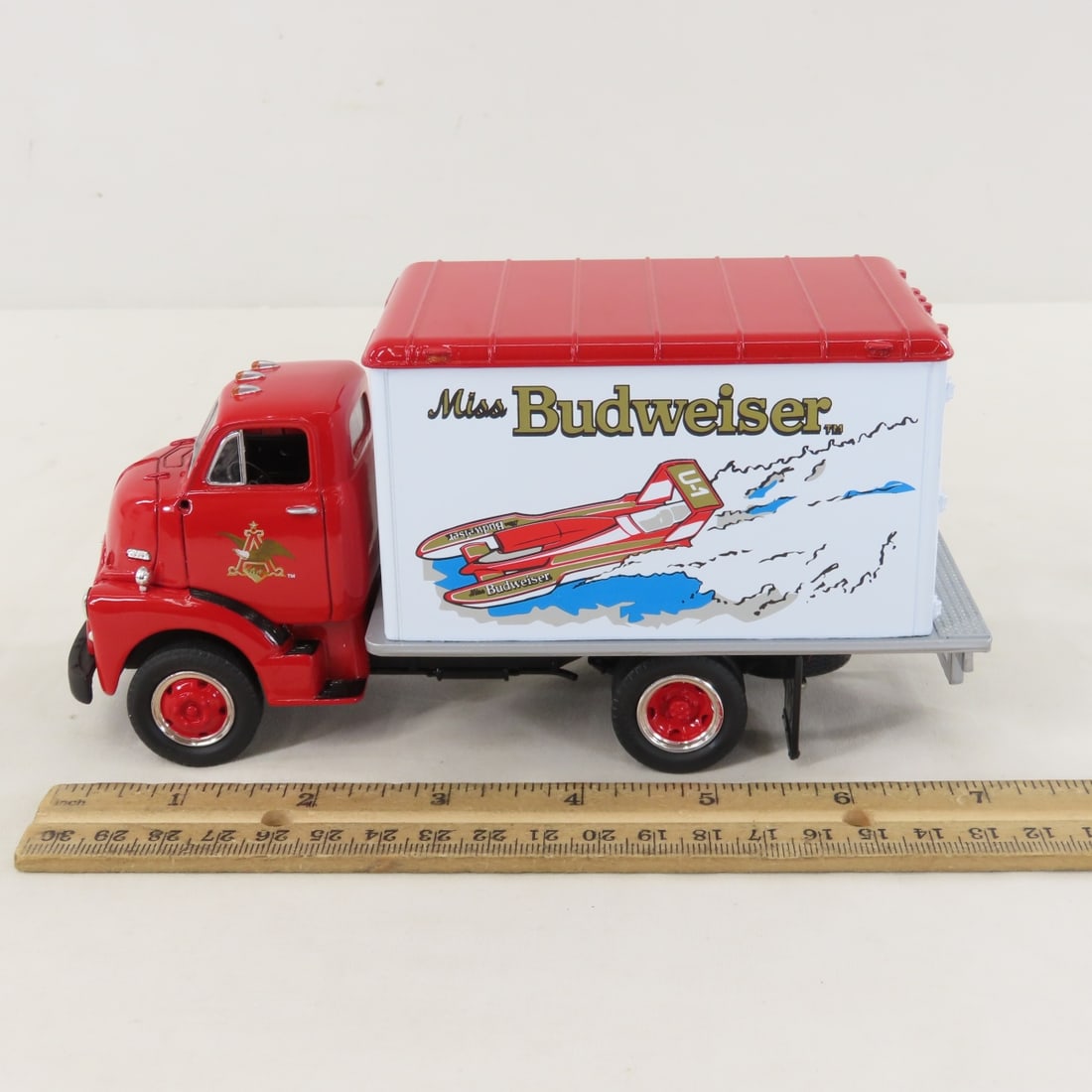1st Gear 1:34 Budweiser GMC 1952 Dry Goods Van - 2