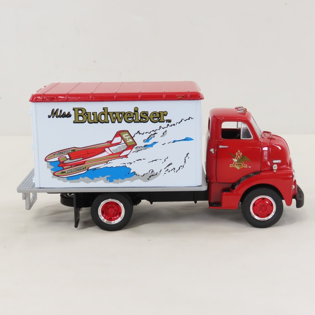 1st Gear 1:34 Budweiser GMC 1952 Dry Goods Van - 6