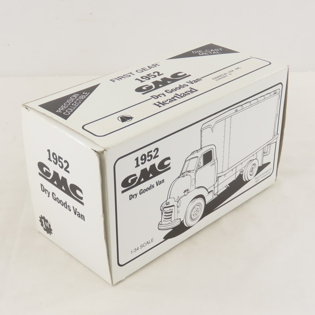 1st Gear 1:34 Heartland GMC 1952 Dry Goods Van - 13