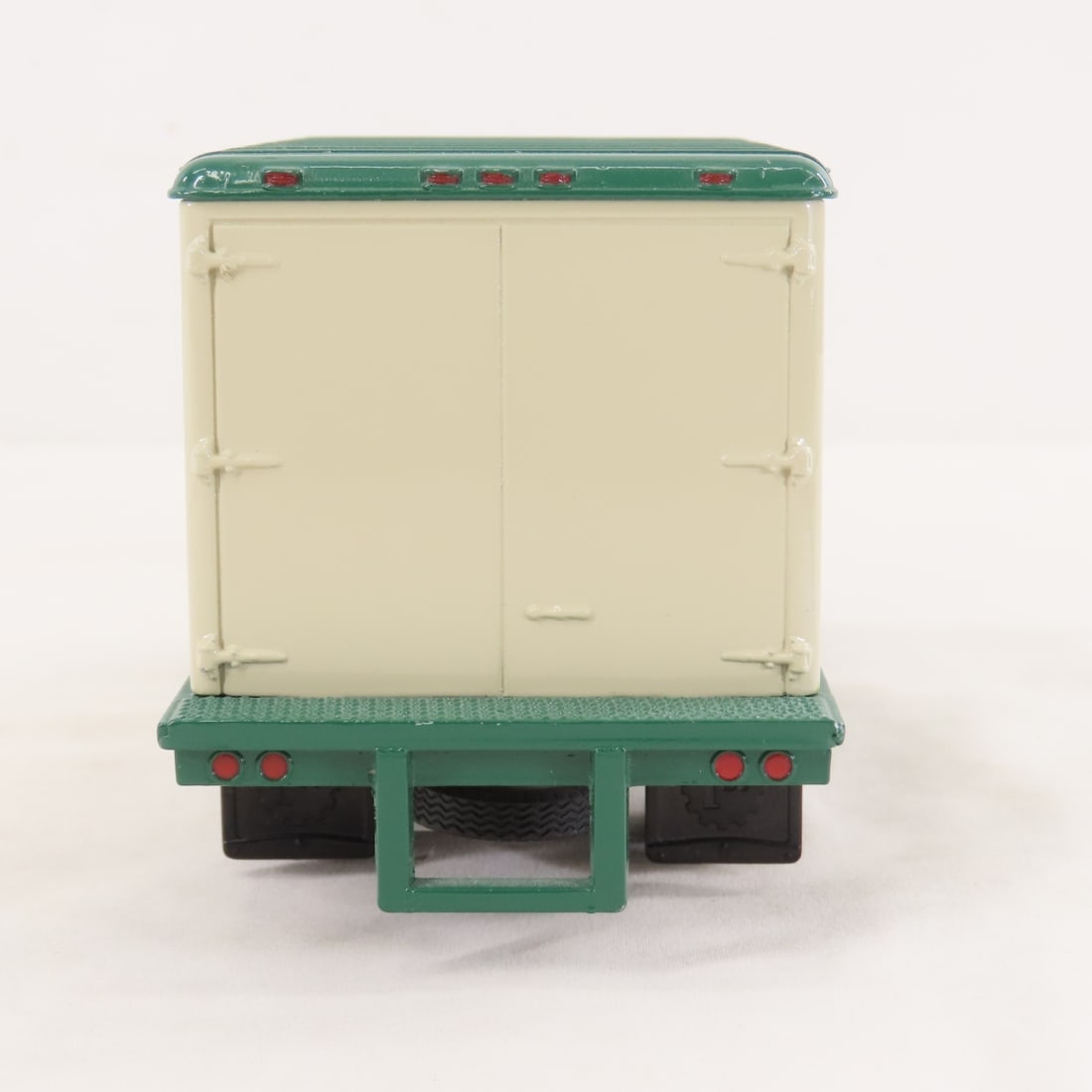 1st Gear 1:34 Heartland GMC 1952 Dry Goods Van - 4