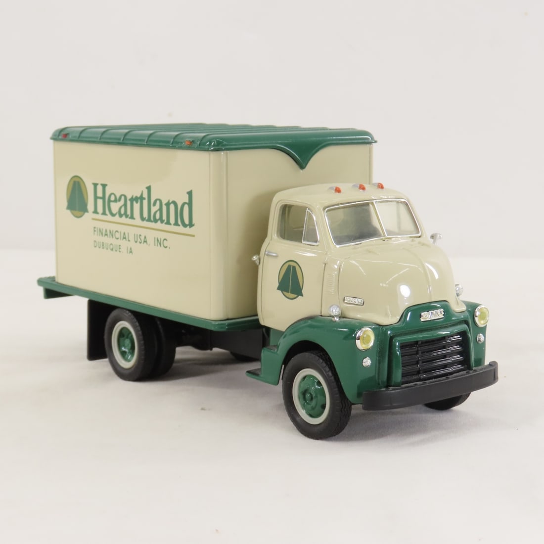 1st Gear 1:34 Heartland GMC 1952 Dry Goods Van - 7