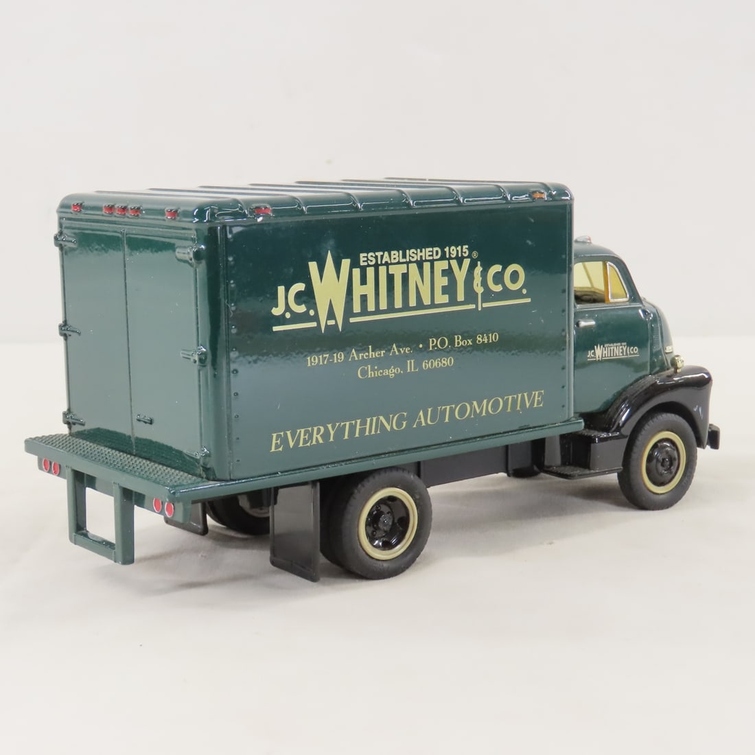 1st Gear 1:34 JC Whitney GMC 1952 Dry Goods Van - 5