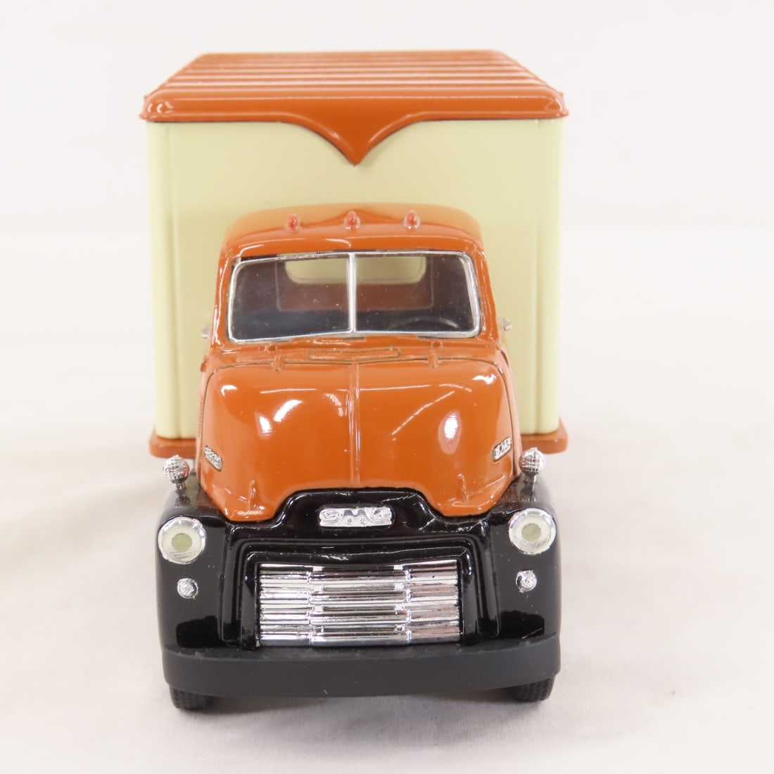 1st Gear 1:34 Chevrolet GMC 1952 Insulated Van - 8