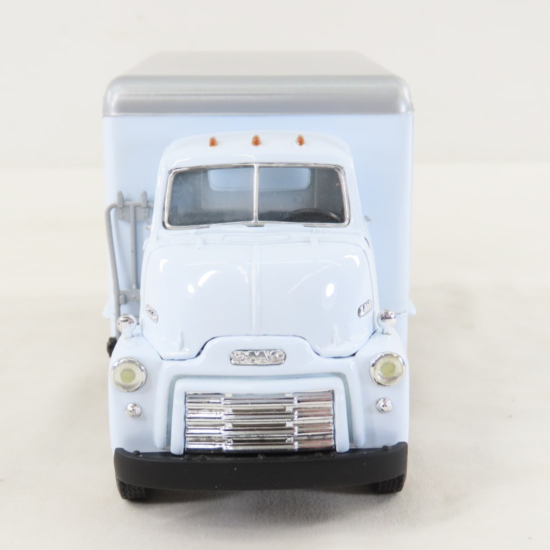 1st Gear 1:34 Lone Star GMC 1952 Insulated Van - 8