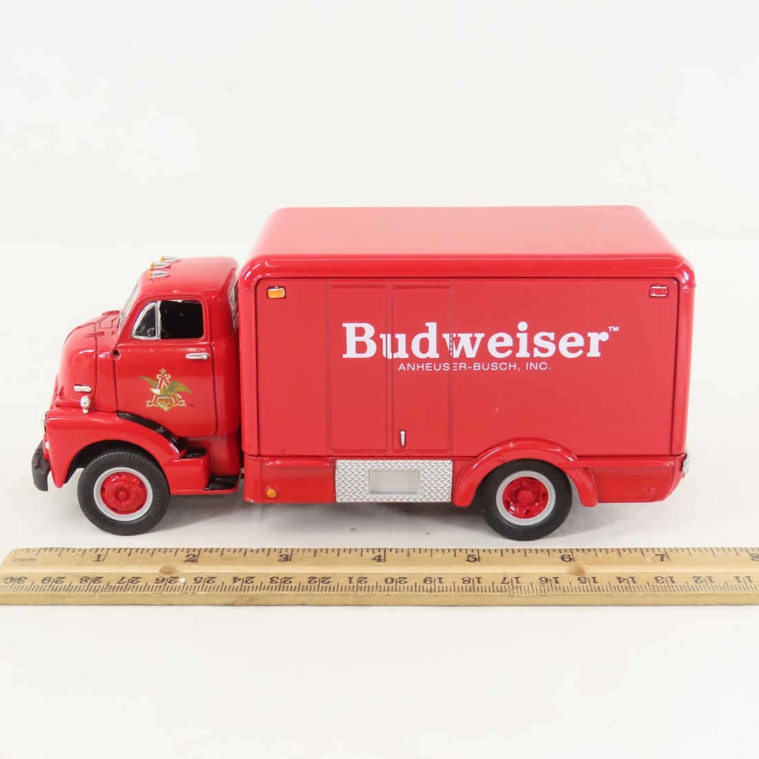 1st Gear 1:34 Budweiser GMC 1952 Insulated Van - 2