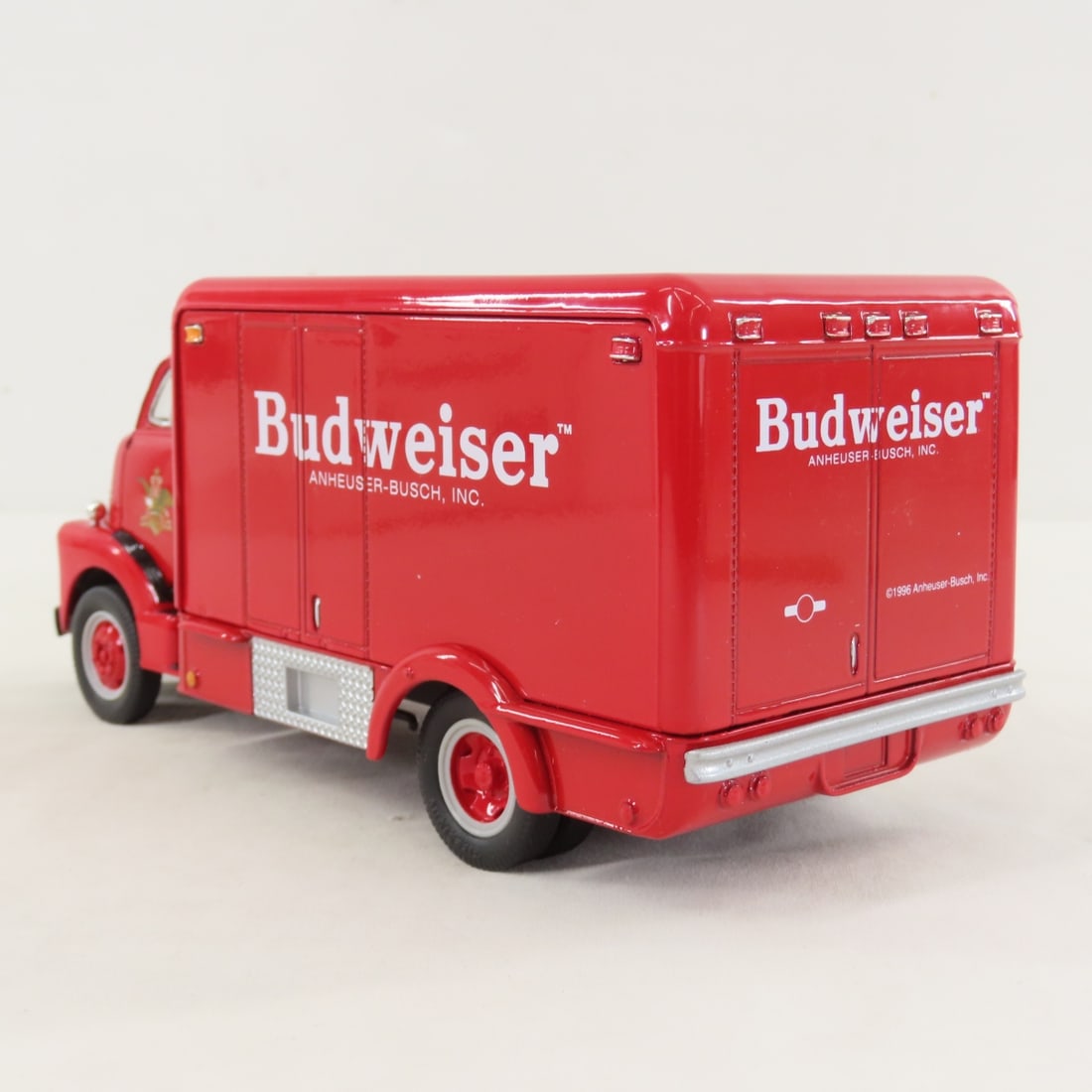 1st Gear 1:34 Budweiser GMC 1952 Insulated Van - 3