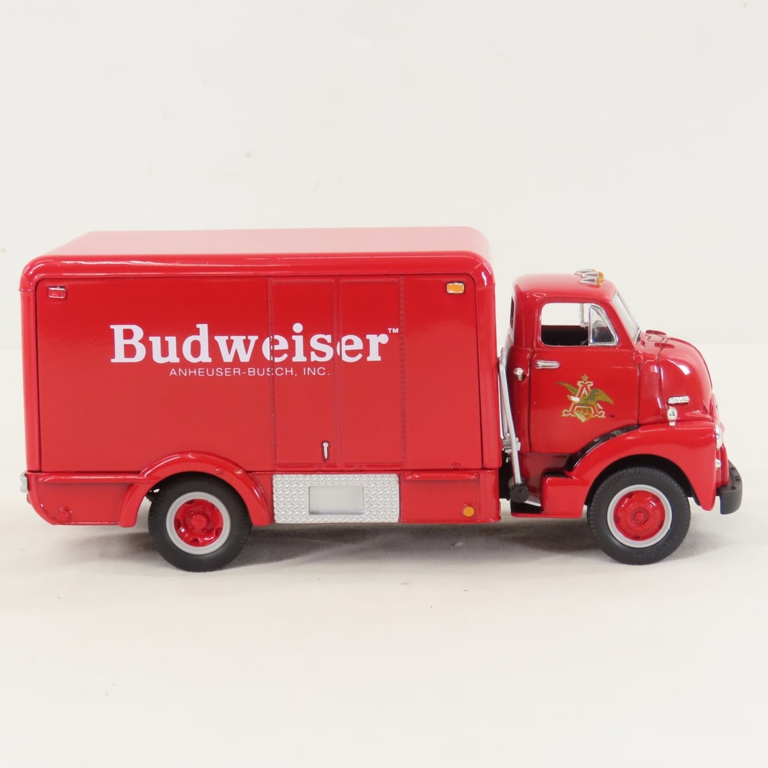 1st Gear 1:34 Budweiser GMC 1952 Insulated Van - 6