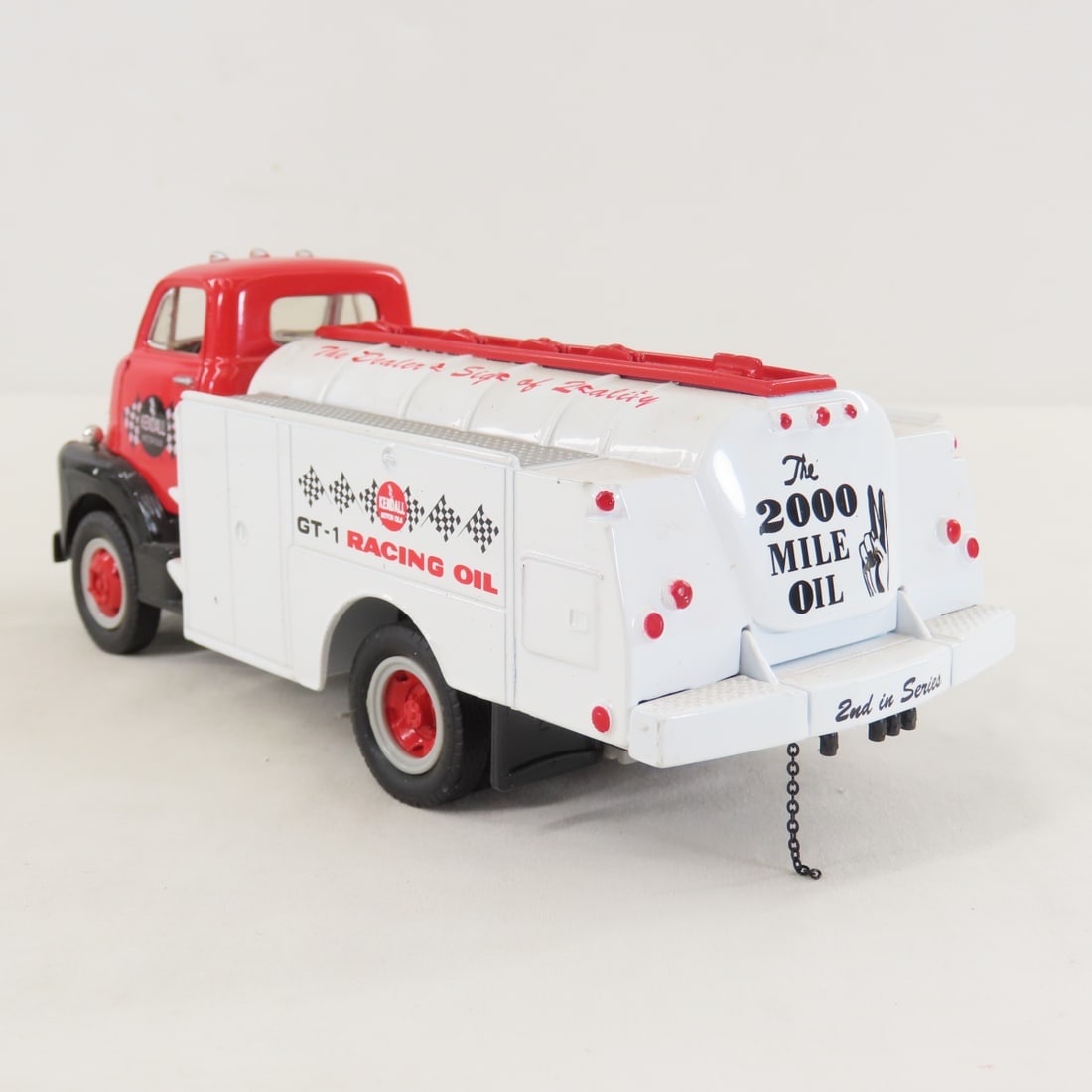 1st Gear 1:34 Kendall Oil GMC 1952 Fuel Tanker - 3