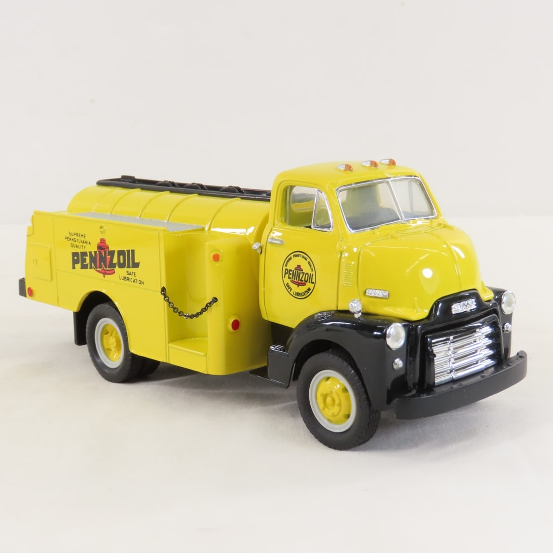 1st Gear 1:34 Pennzoil GMC 1952 Fuel Tanker - 7