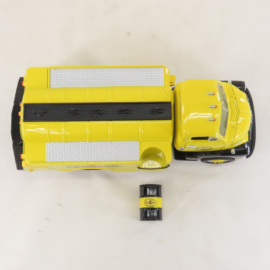 1st Gear 1:34 Pennzoil GMC 1952 Fuel Tanker - 9