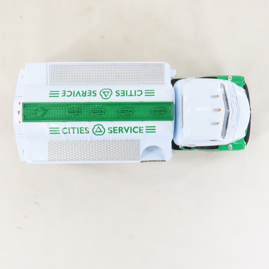 1st Gear 1:34 Cities Service GMC 1952 Fuel Tanker - 9