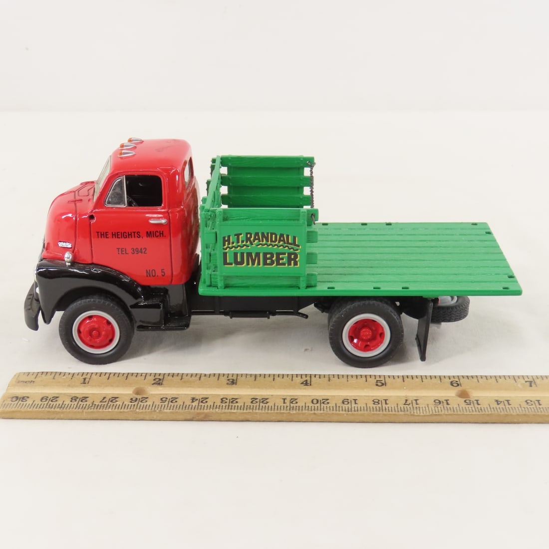 1st Gear 1:34 Randall Lumber 1952 GMC Stake Truck - 2