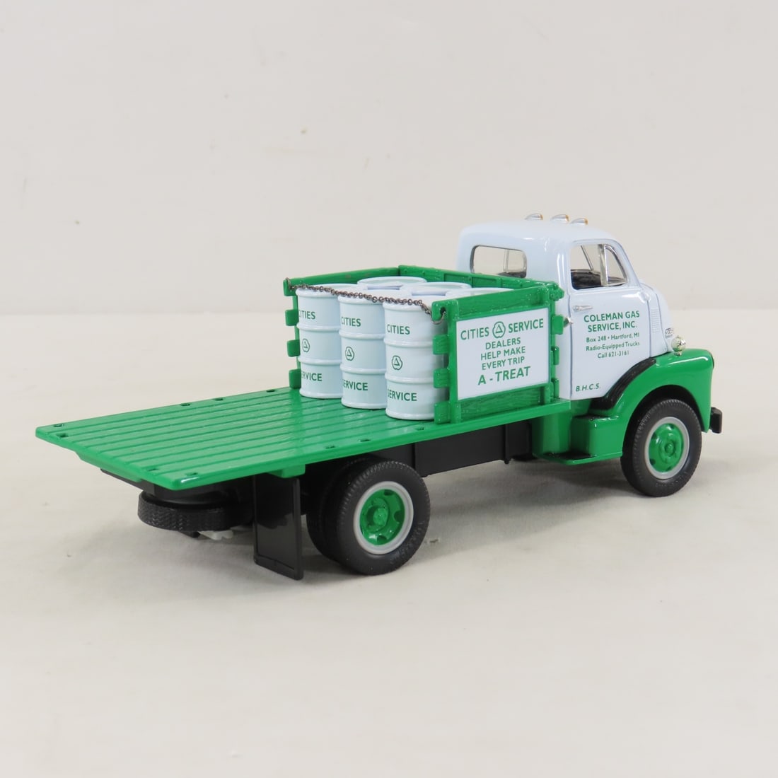 1st Gear 1:34 Cities Service 1952 GMC Stake Truck - 5