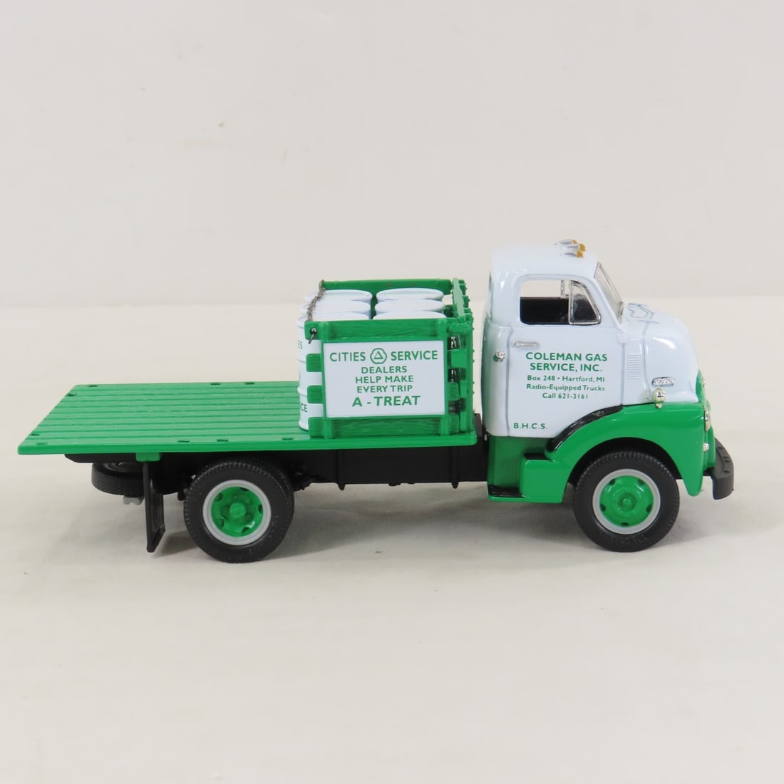 1st Gear 1:34 Cities Service 1952 GMC Stake Truck - 6