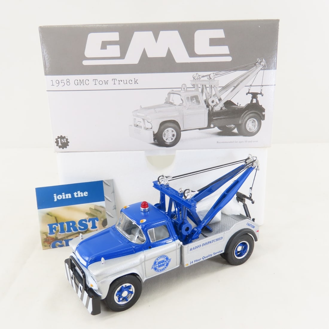 1st Gear 1:34 Diecast Chevrolet 1958 GMC Tow Truck: 1st Gear 1:34 Diecast Chevrolet 1958 GMC Tow Truck - Diecast Metal Chevrolet Wrecker 19-2405. LOT SIZE: 9x5x4" 1 LB All information and photos, which are part of the description, are intended to be as