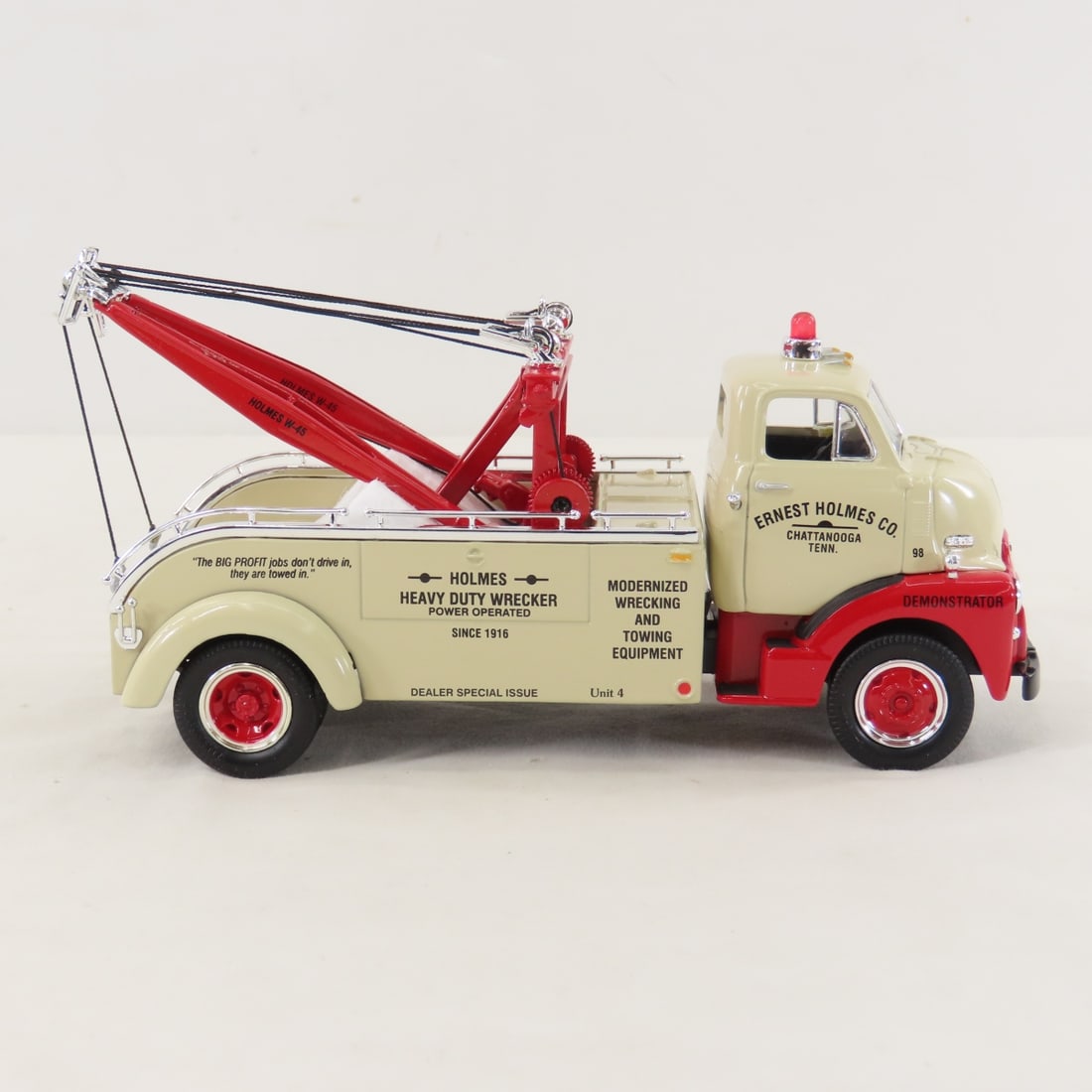 1st Gear 1:34 Ernest Holmes 1958 GMC Tow Truck - 6