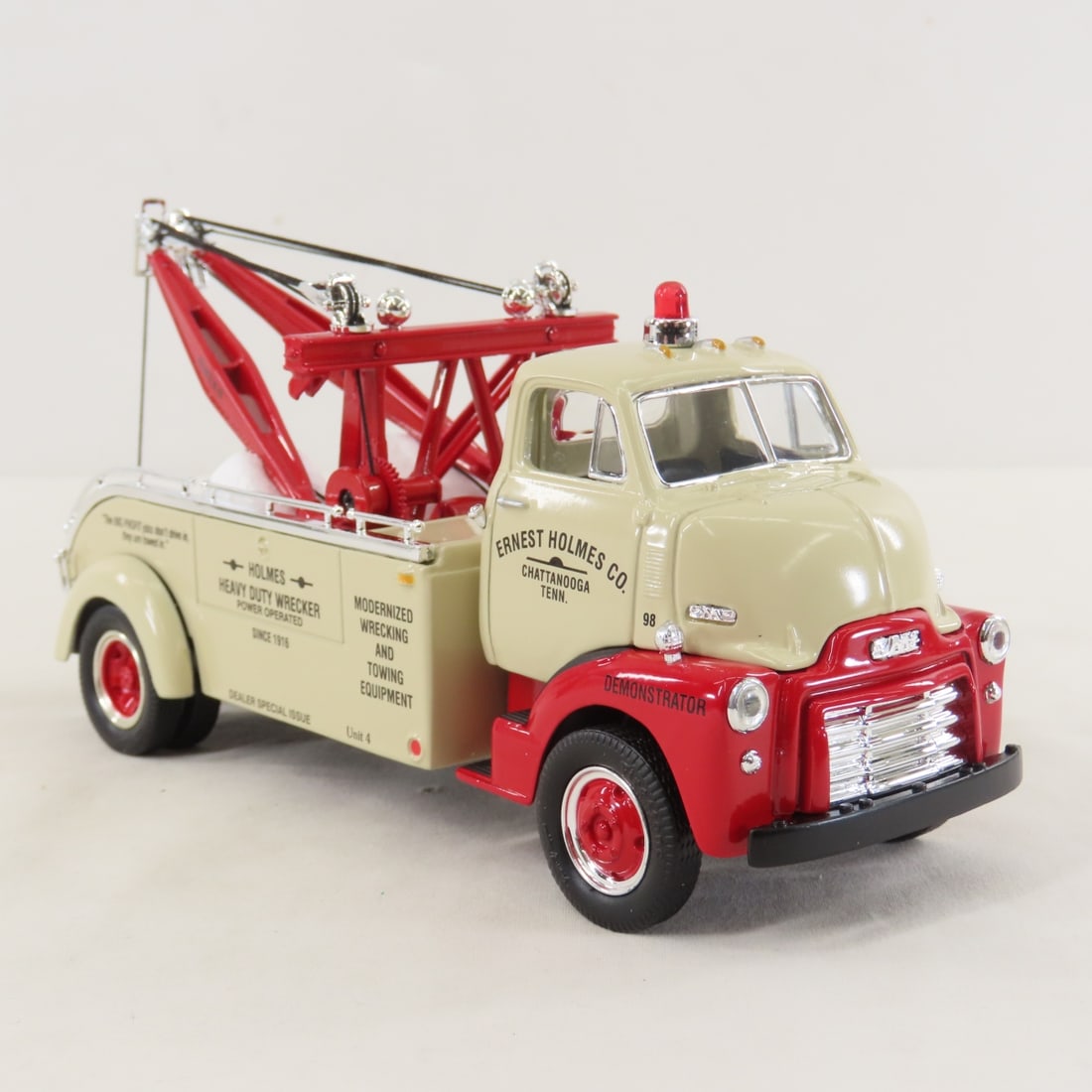 1st Gear 1:34 Ernest Holmes 1958 GMC Tow Truck - 7