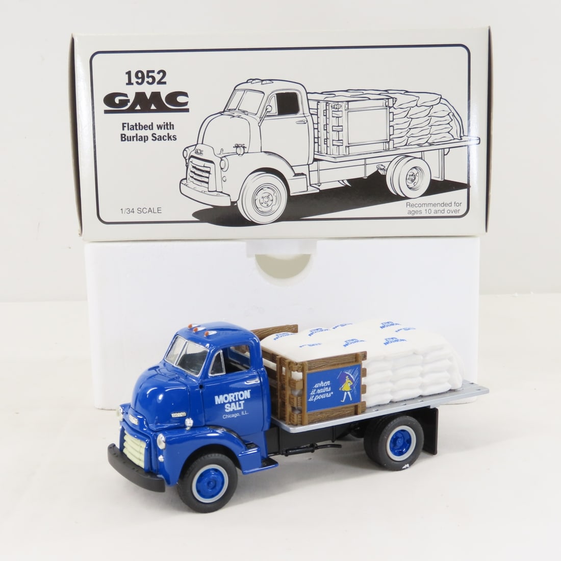 1st Gear 1:34 Morton Salt GMC Flatbed w/Sacks: 1st Gear 1:34 Morton Salt GMC Flatbed w/Sacks - Diecast Metal 19-1130 Flatbed with Burlap Sacks. With original shipping box. LOT SIZE: 9x4x4" 1 LB All information and photos, which are part of the