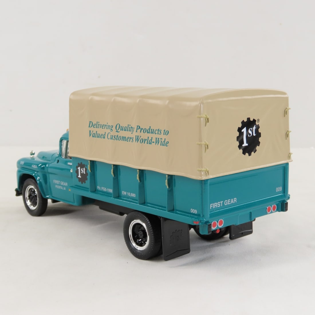 1st Gear 1:34 Peosta, IA 1958 GMC Cargo truck - 3