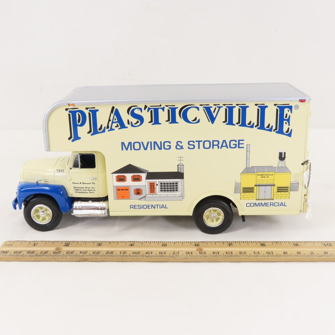 1st Gear Plasticville 1957 INTL R200 Moving Van - 2