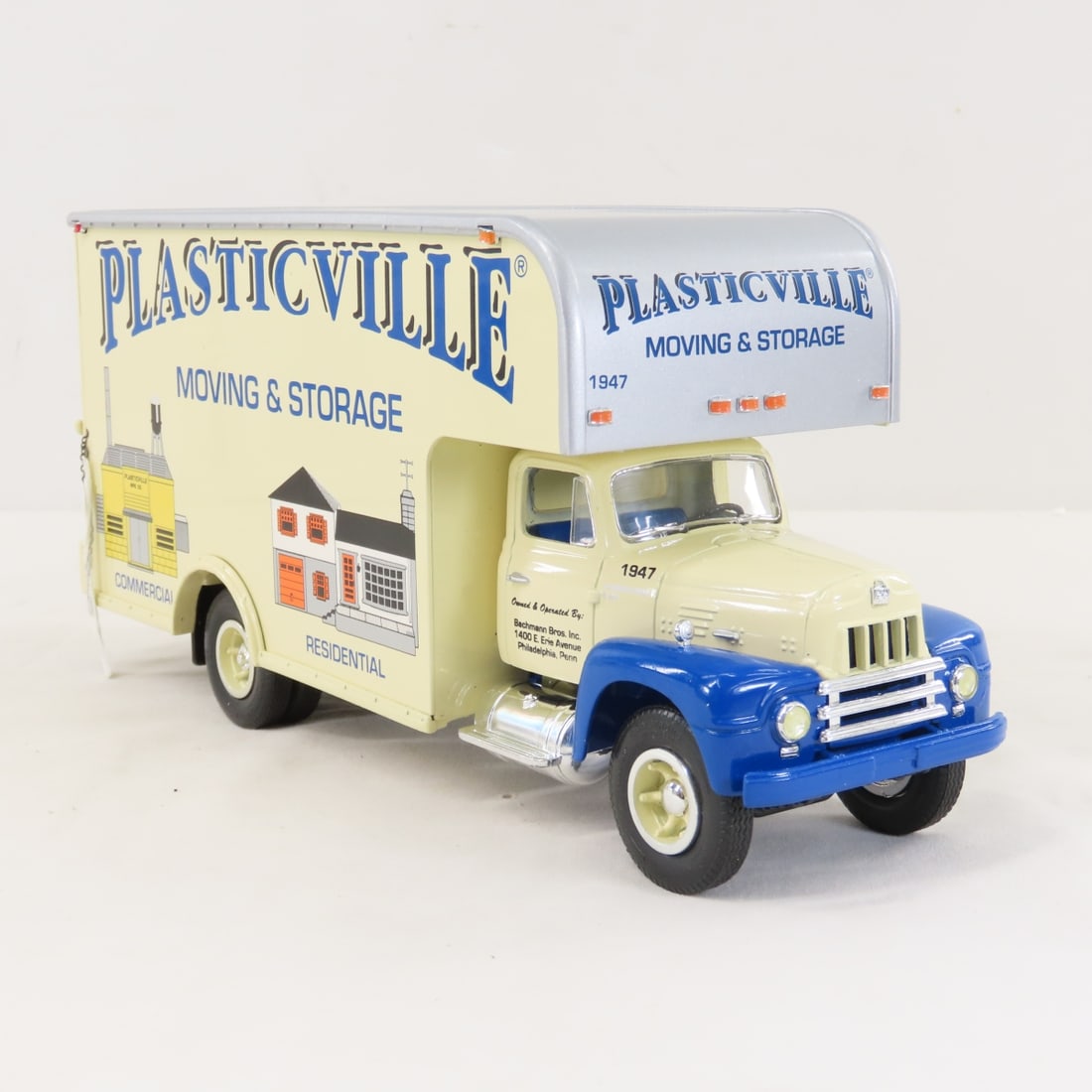 1st Gear Plasticville 1957 INTL R200 Moving Van - 7