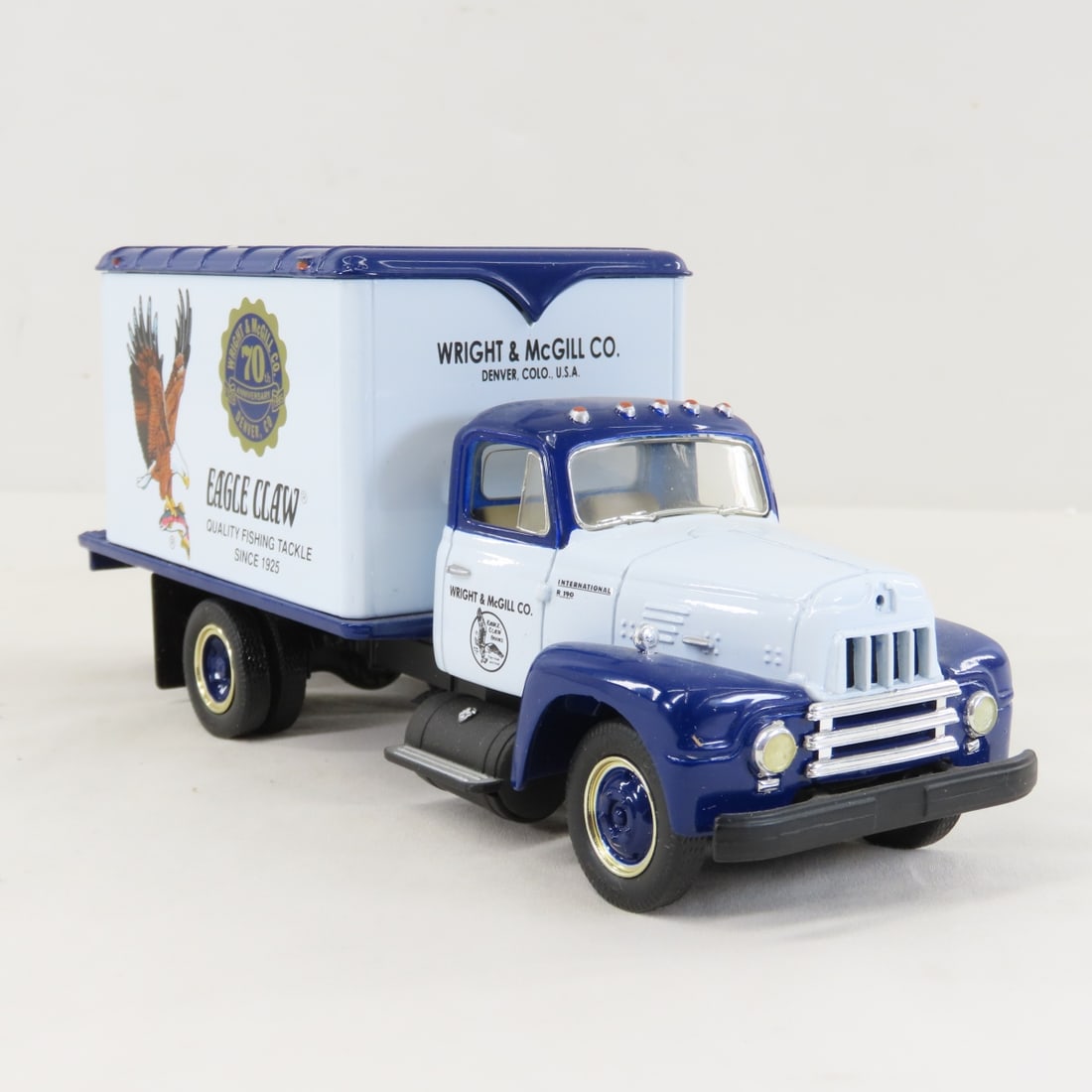 1st Gear Eagle Claw 1957 INTL R190 w/Dry Goods Van - 7