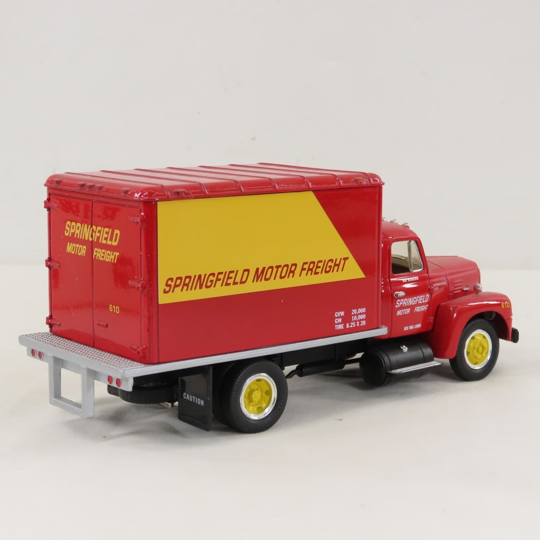1st Gear Springfield 1957 INTL R190 Dry Goods Van - 5
