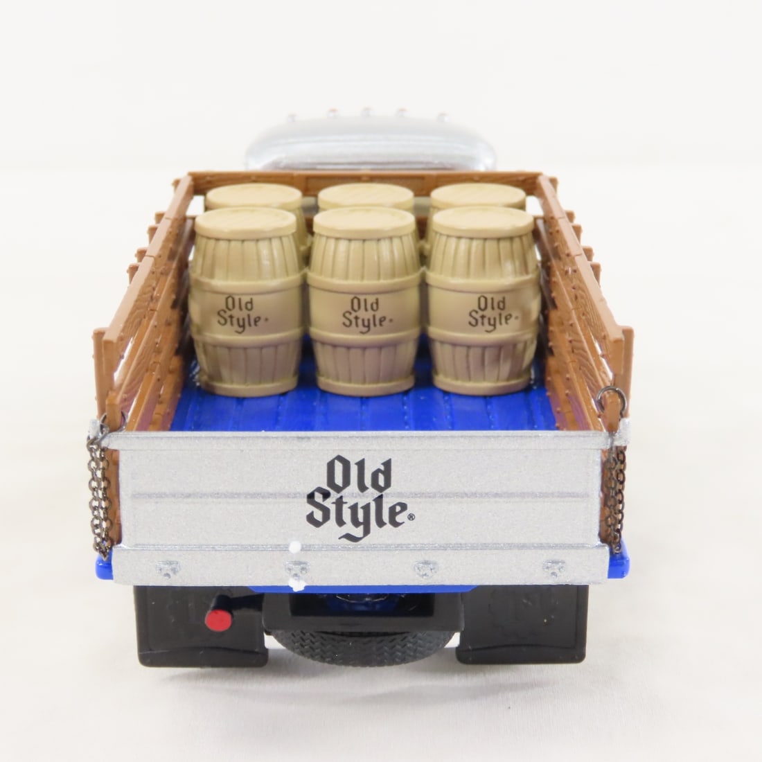 1st Gear Old Style 1957 INTL R190 Full Stake Truck - 4