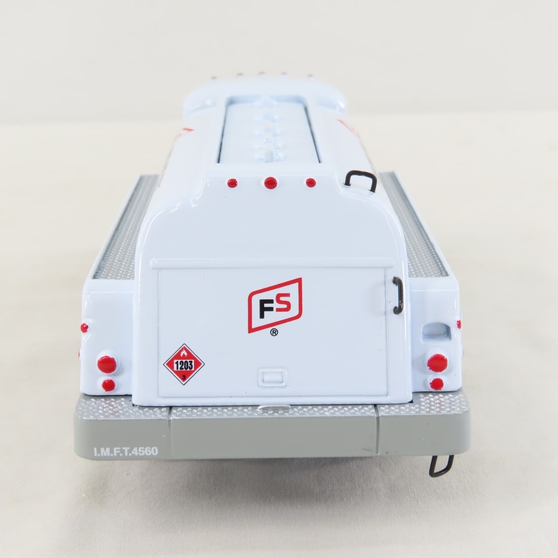 1st Gear FS Farm 1957 INTL R190 w/Fuel Tanker - 4