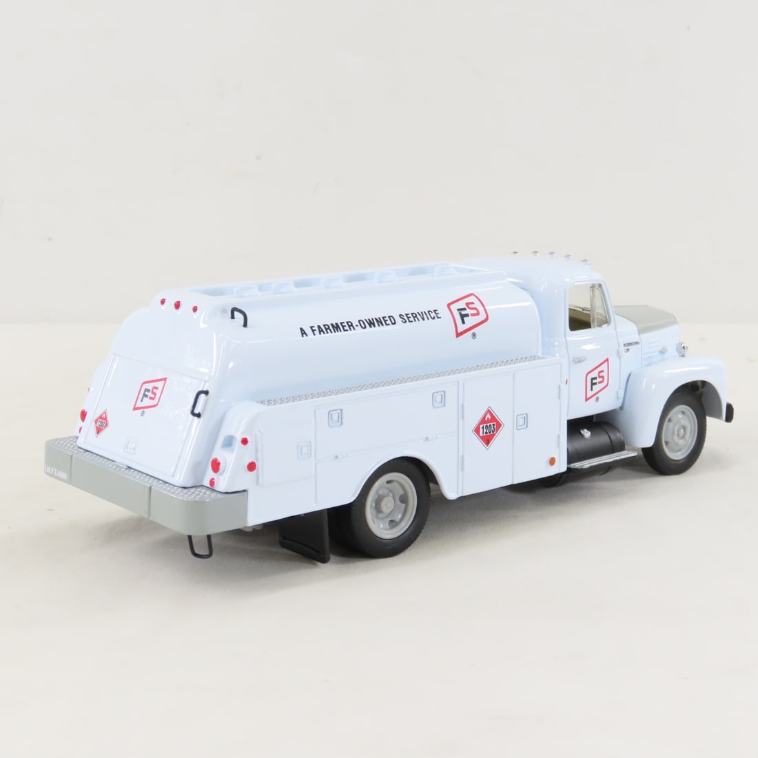 1st Gear FS Farm 1957 INTL R190 w/Fuel Tanker - 5