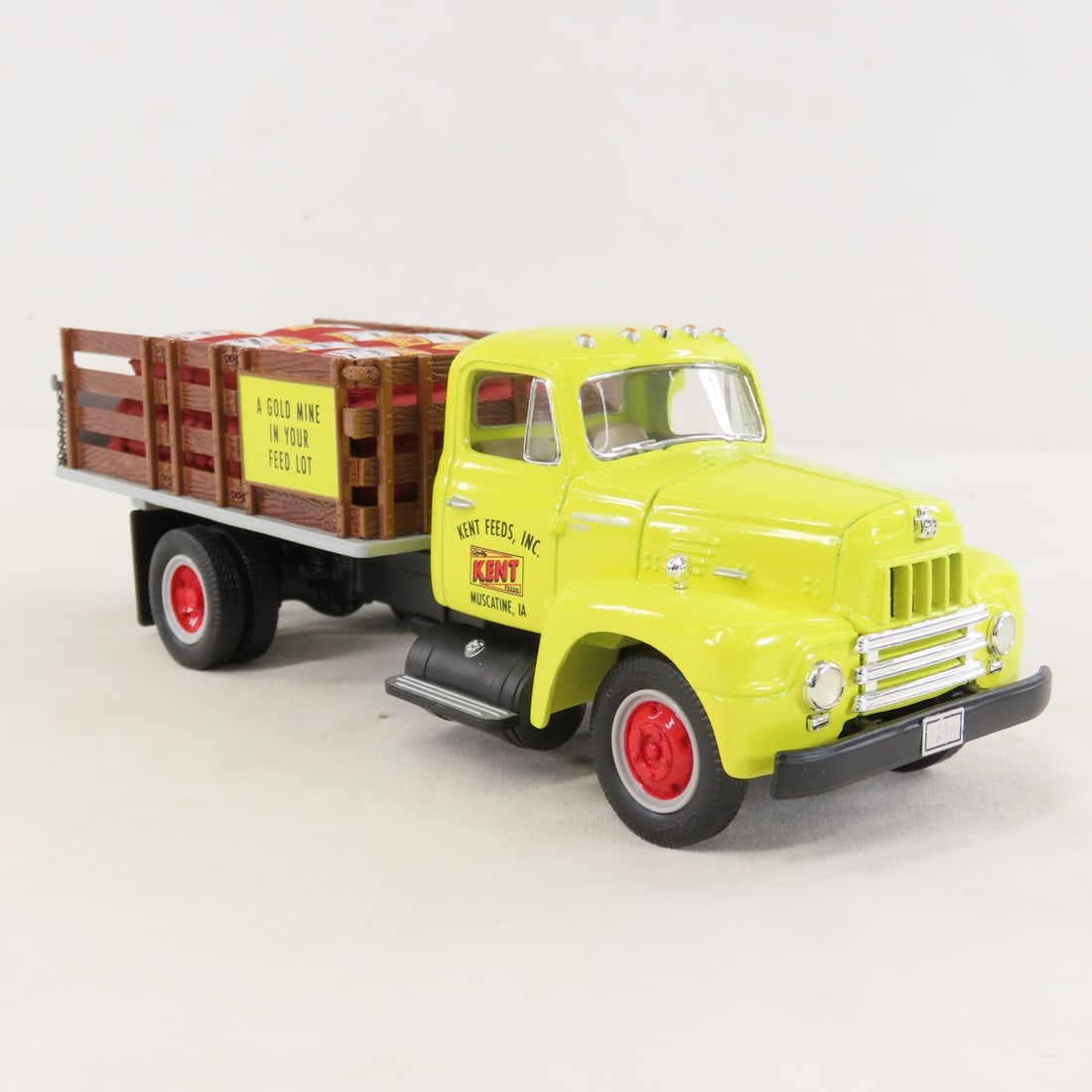 1st Gear Kent Feeds 1957 INTL R190 Stake Truck - 7