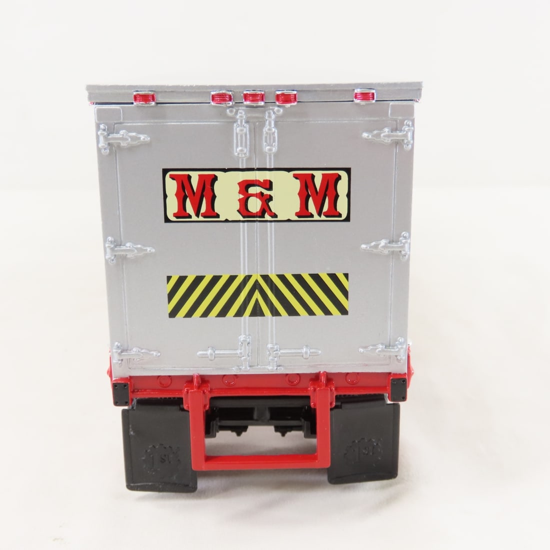 1st Gear M&M Trans 1960 Mack B61 Tractor Trailer - 4