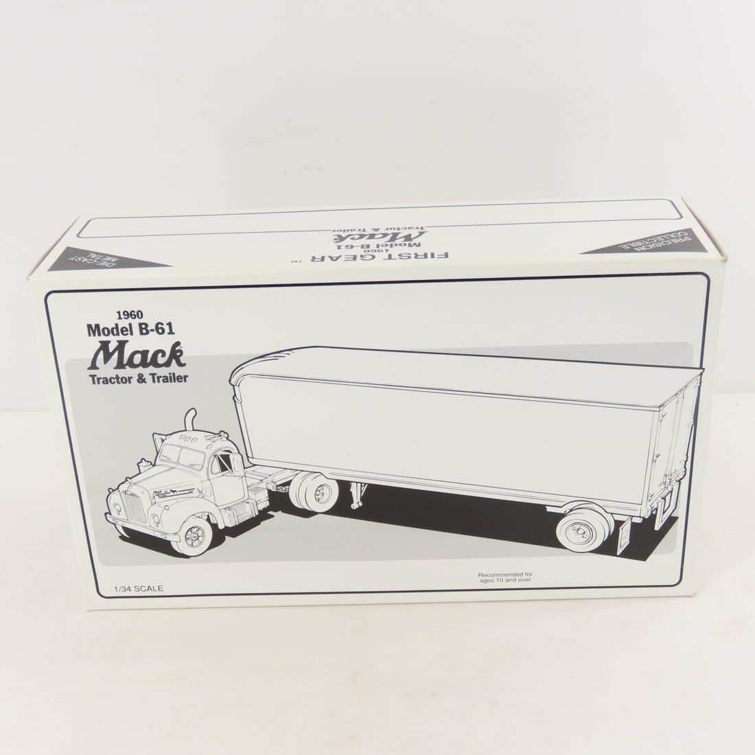 1st Gear Wells Cargo 1960 Mack B61 Tractor Trailer - 7