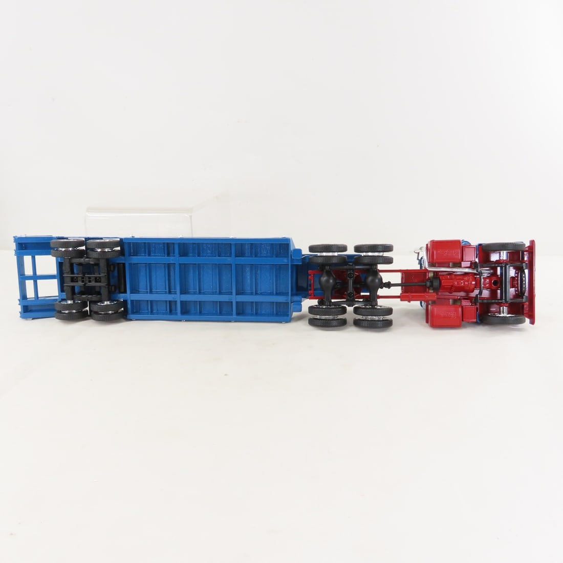 1st Gear 1:34 K-Line Exc Mack R-Model Lowboy - 10