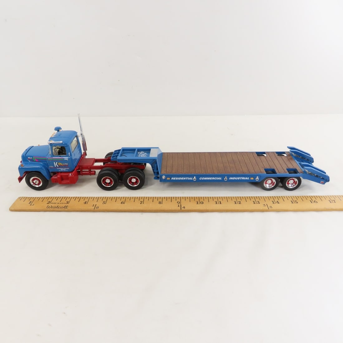 1st Gear 1:34 K-Line Exc Mack R-Model Lowboy - 2