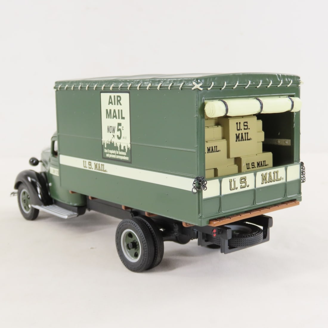 1st Gear 1:30 US Mail 1937 Chevrolet Freight Truck - 3