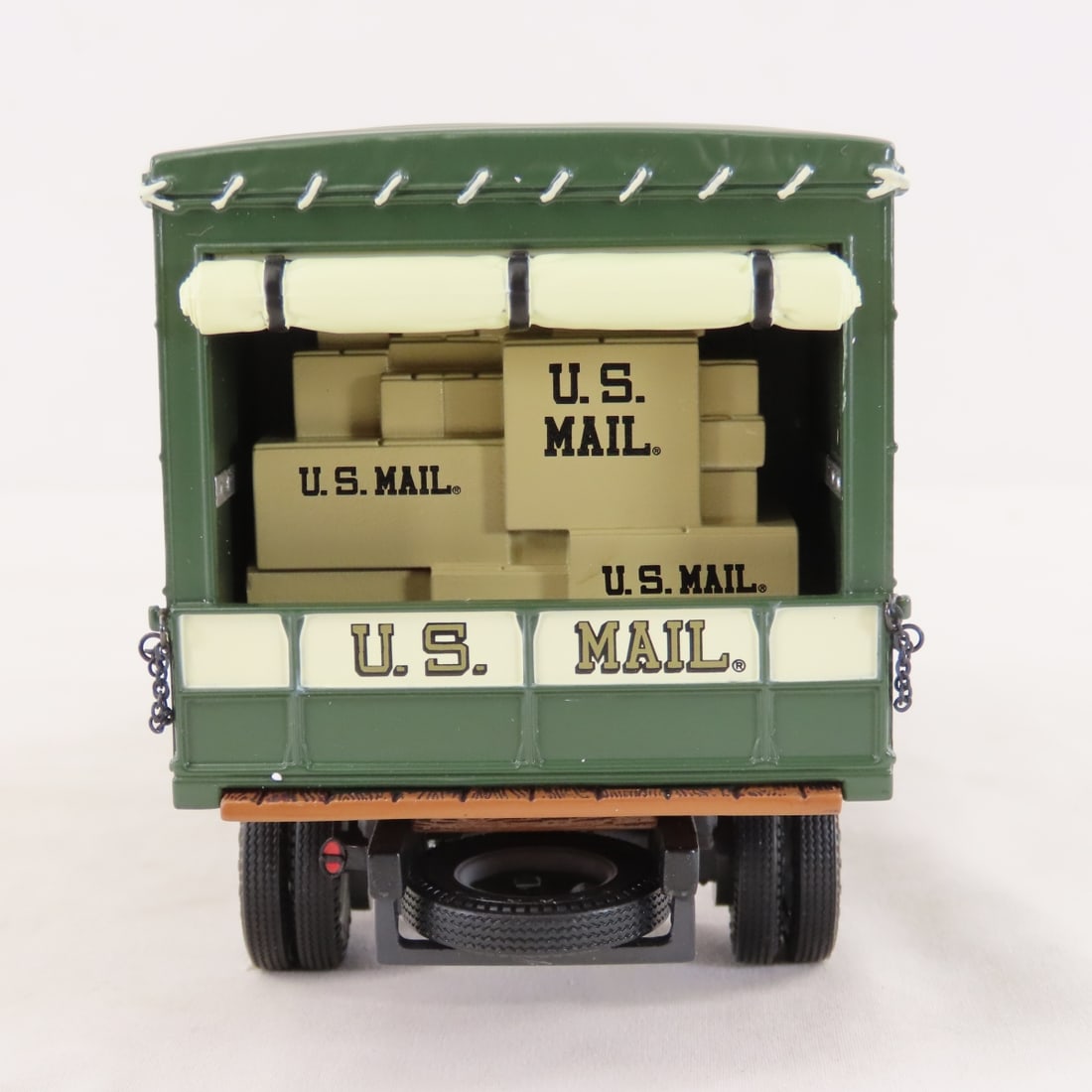 1st Gear 1:30 US Mail 1937 Chevrolet Freight Truck - 4