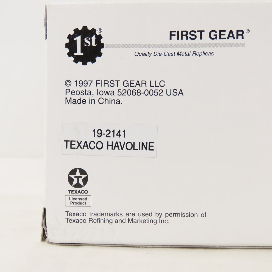 1st Gear 1:34 Texaco 1955 Diamond-T Stake Truck - 16
