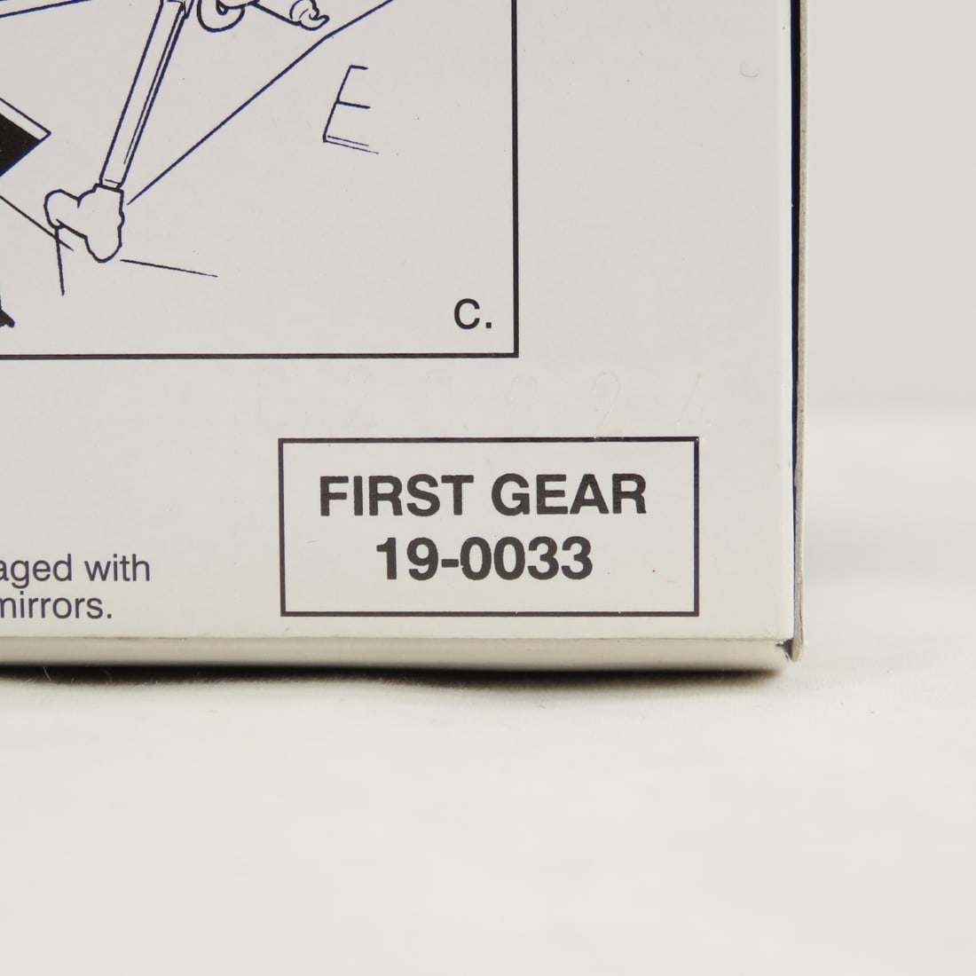 1st Gear 1:34 Ford F-650 with Jerr-Dan Body - 19