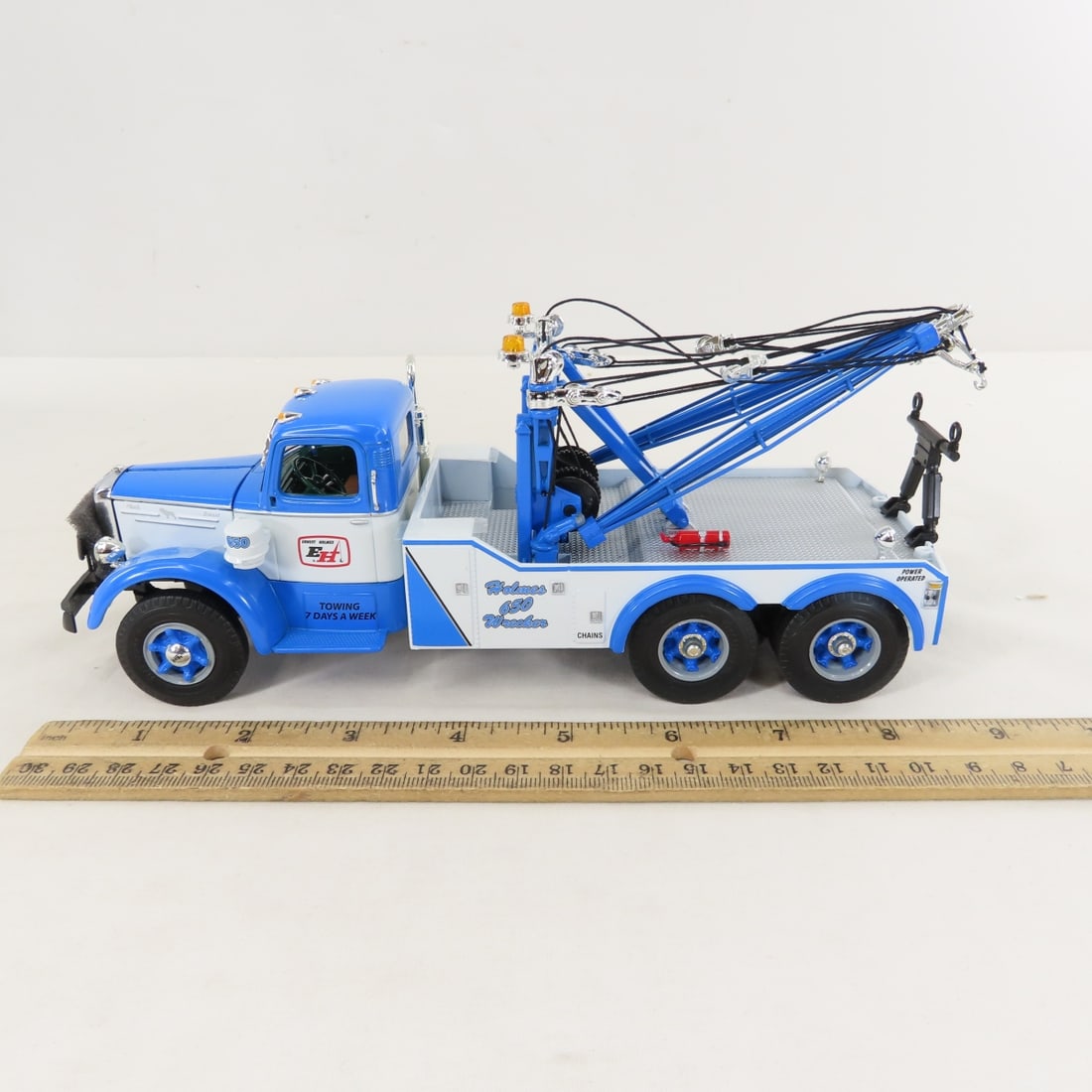 1st Gear 1:34 Ernest Holmes Mack L-Model Tow Truck - 2
