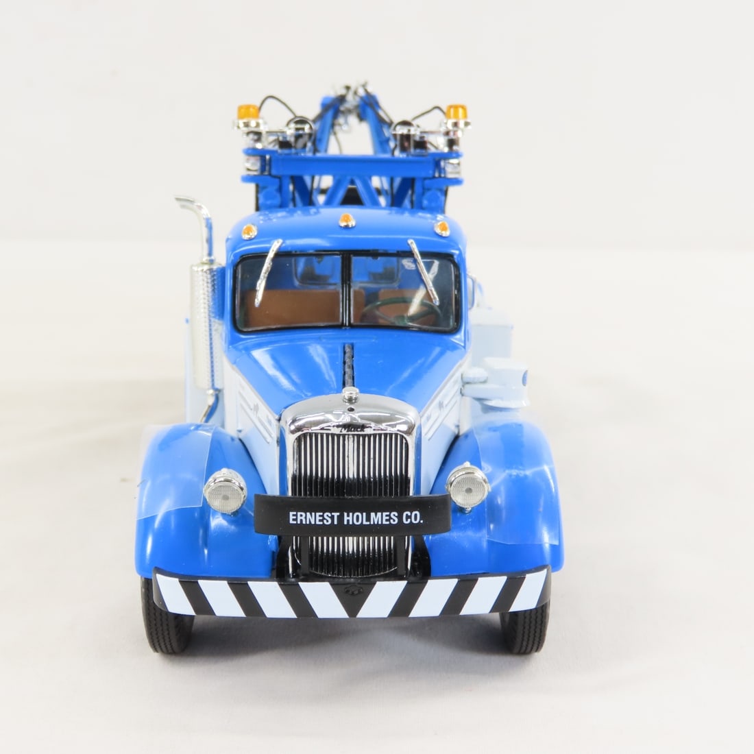 1st Gear 1:34 Ernest Holmes Mack L-Model Tow Truck - 8